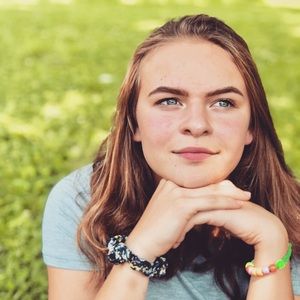 Meet your Posher, Leah